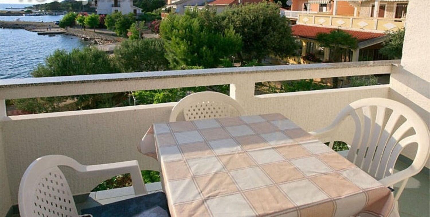 Apartments Milja - 10 M From Sea Mandre Luaran gambar
